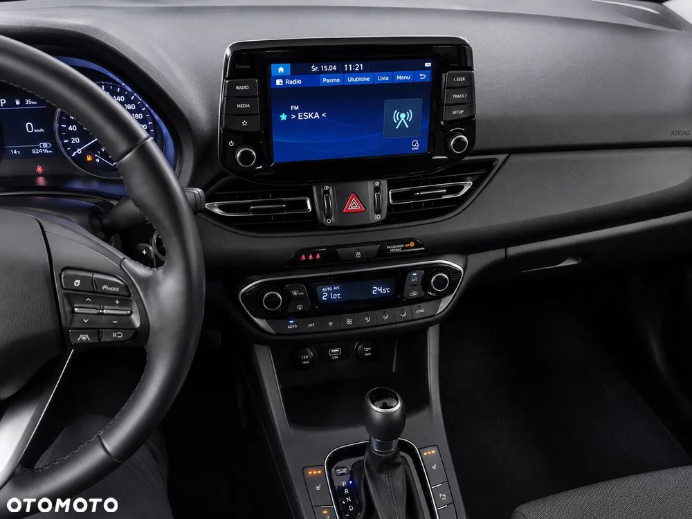 Hyundai i30 1.5 T-GDI 48V Comfort DCT - 6