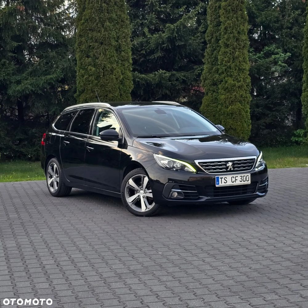 Peugeot 308 PureTech 130 GPF EAT8 Stop & Start Active Business-Paket - 8