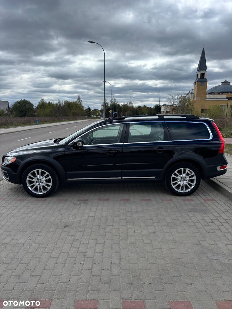 Volvo XC 70 D5 AWD Summum - 2