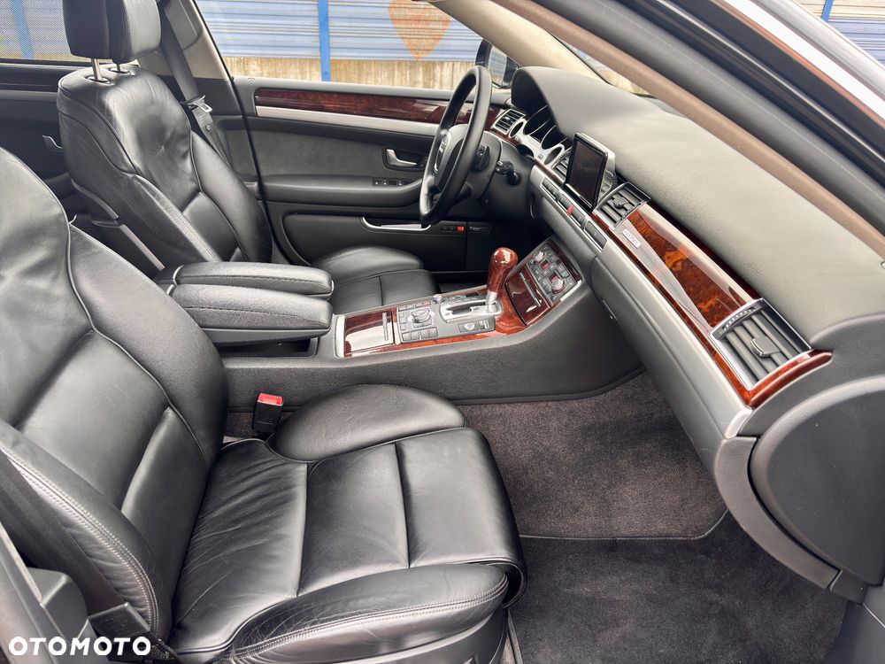 Audi A8 4.2 FSI Quattro - 16