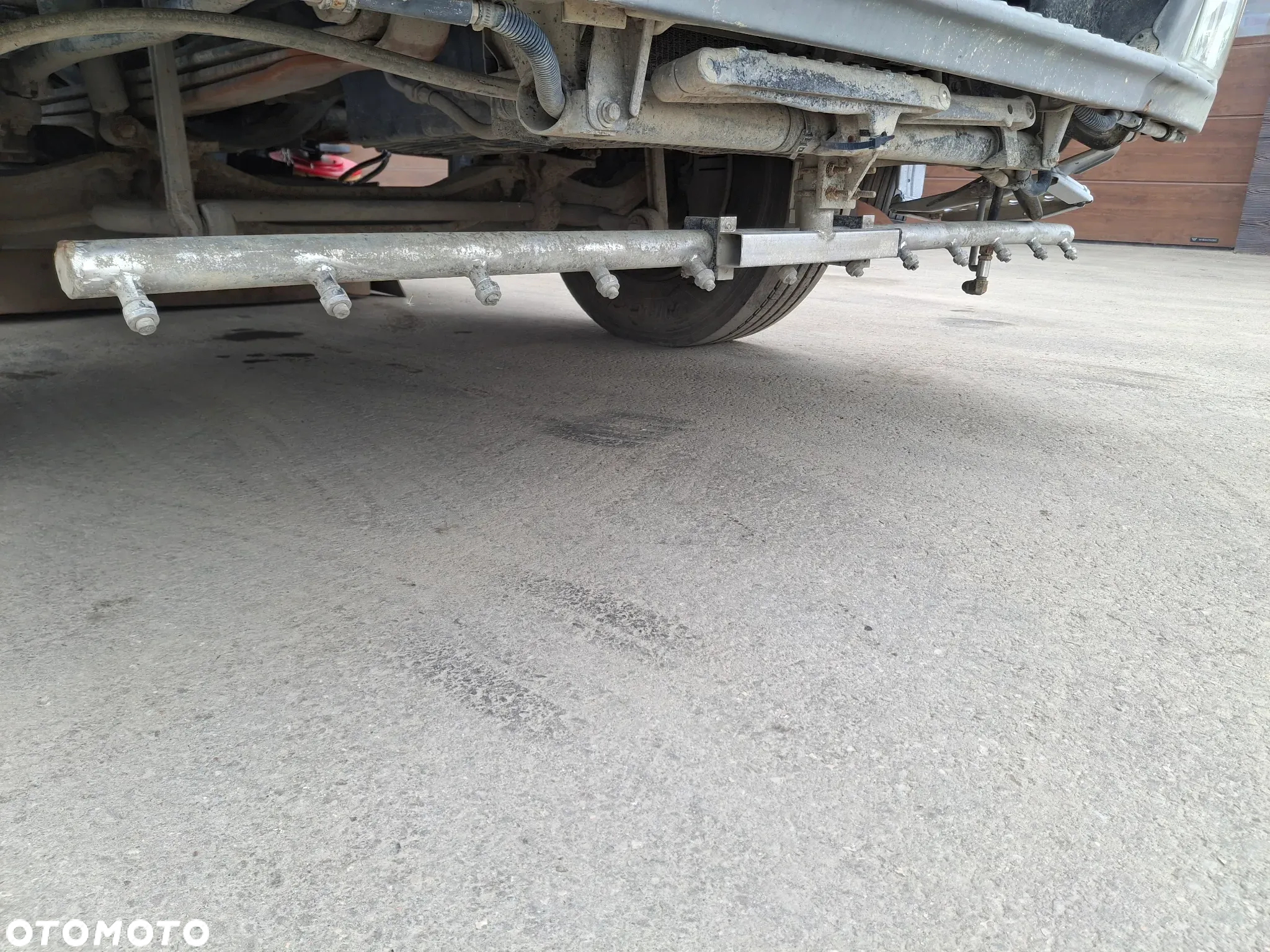 Mercedes-Benz Axor 1829 Zamiatarka Optifant70 2 Silniki Szczotki Lewa i Prawa Strona Karcher PM10 Listwa Ciśnieniowa - 20