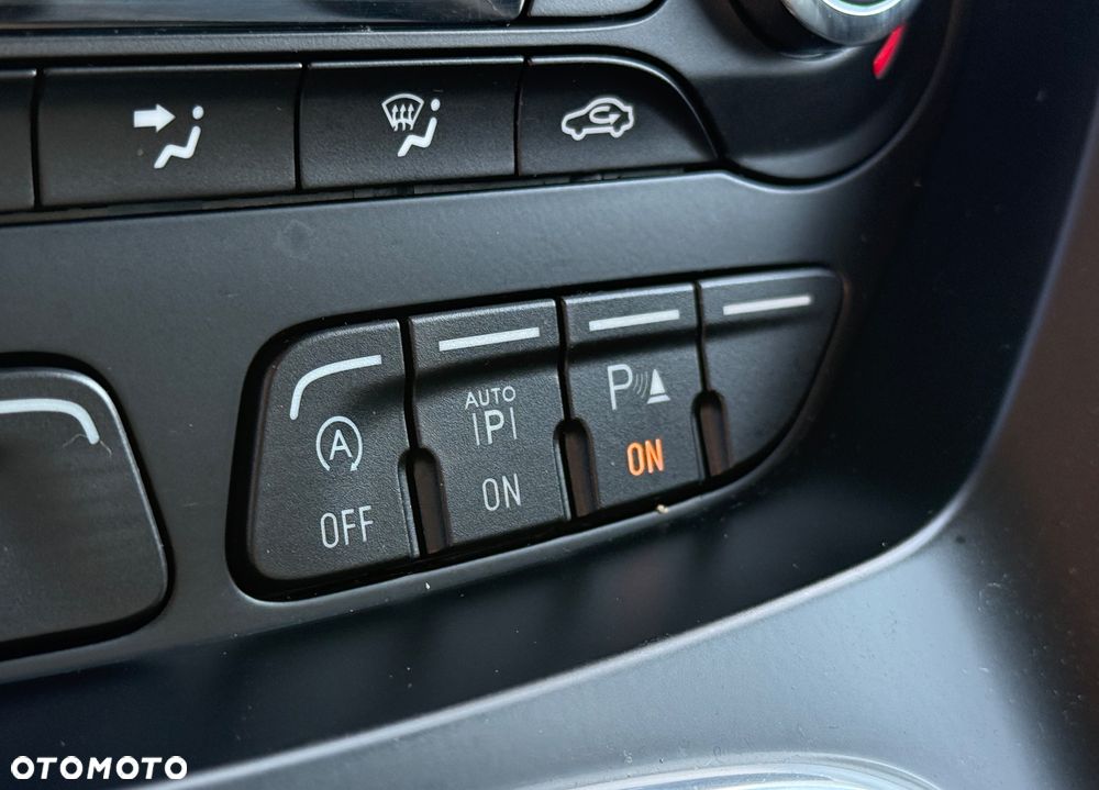 Ford C-MAX 1.6 EcoBoost Titanium - 27