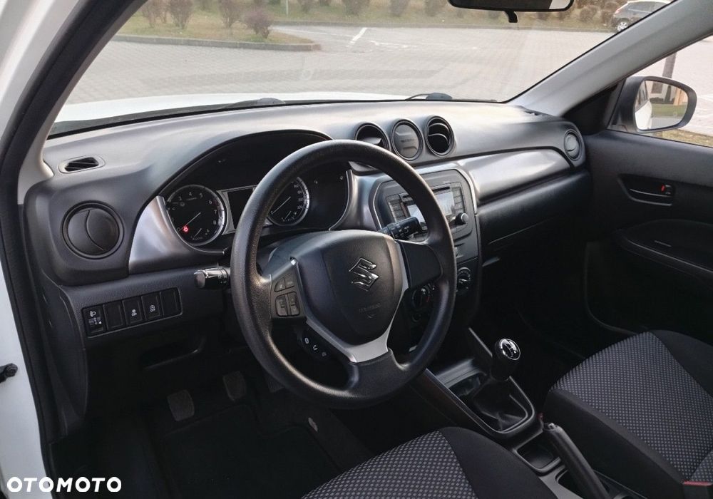 Suzuki Vitara - 19
