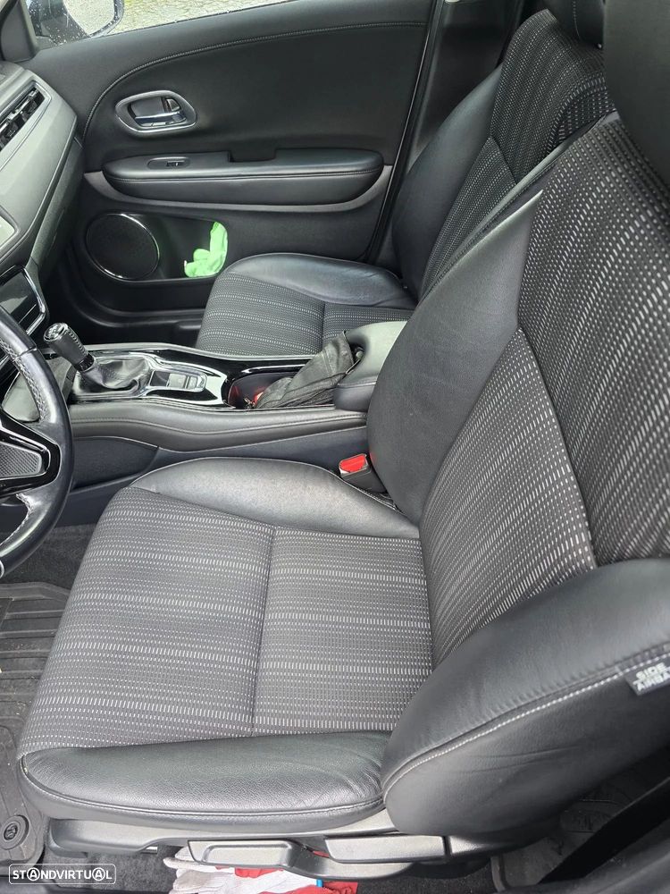 Honda HR-V 1.6 i-DTEC Executive - 16