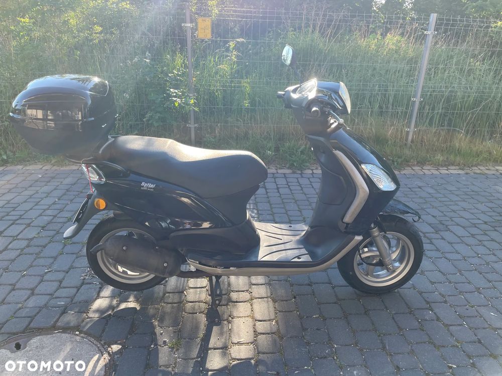 Piaggio FLY - 2