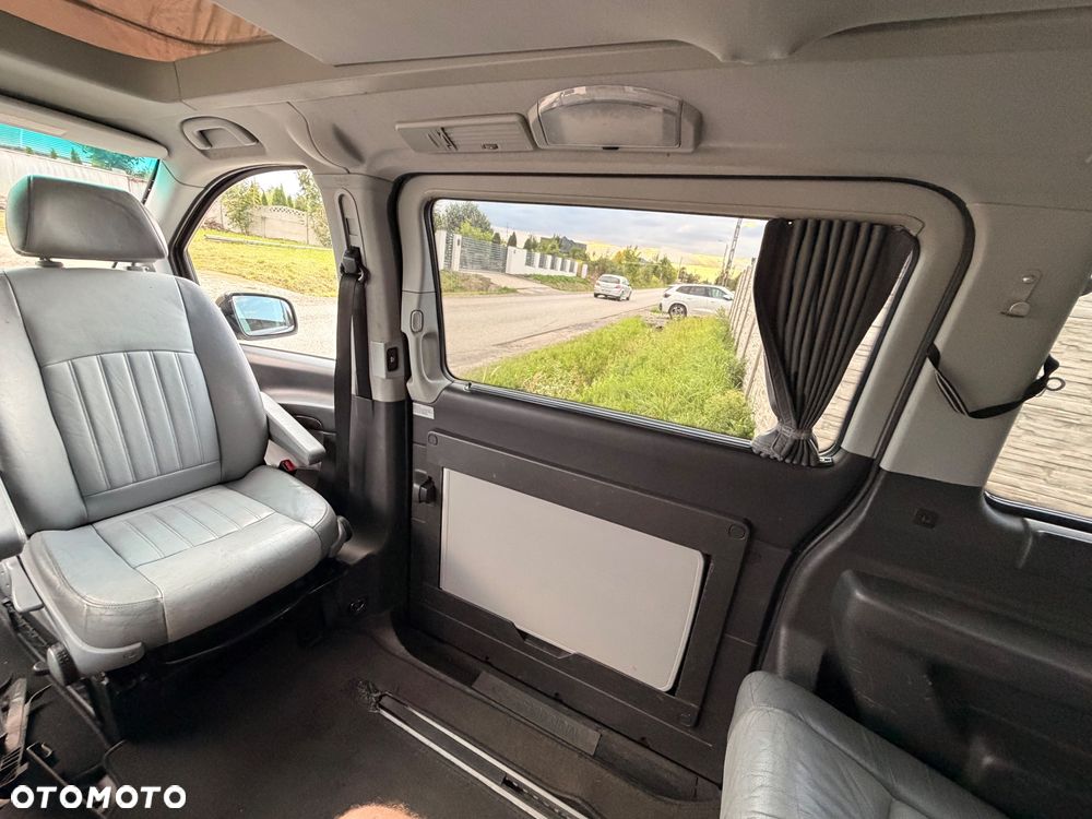 Mercedes-Benz Viano 3.0 CDI DPF lang Automatik Avantgarde - 15