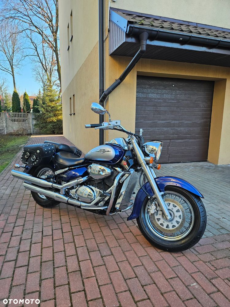 Suzuki Intruder