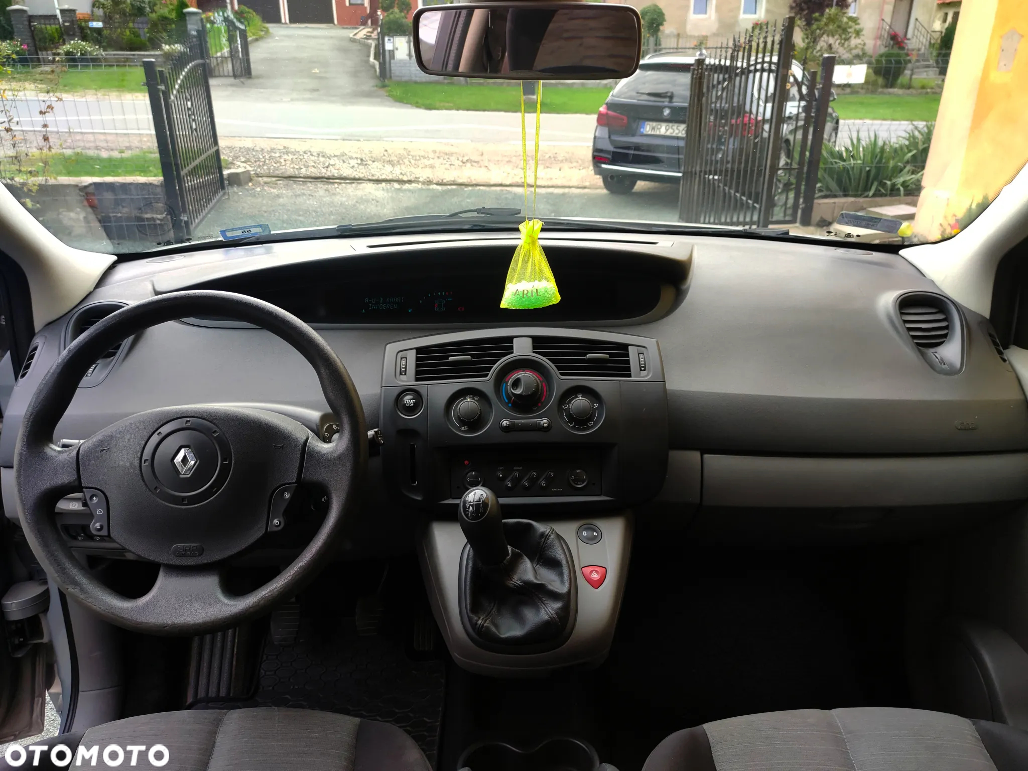 Renault Scenic 1.6 16V Confort Authentique - 7