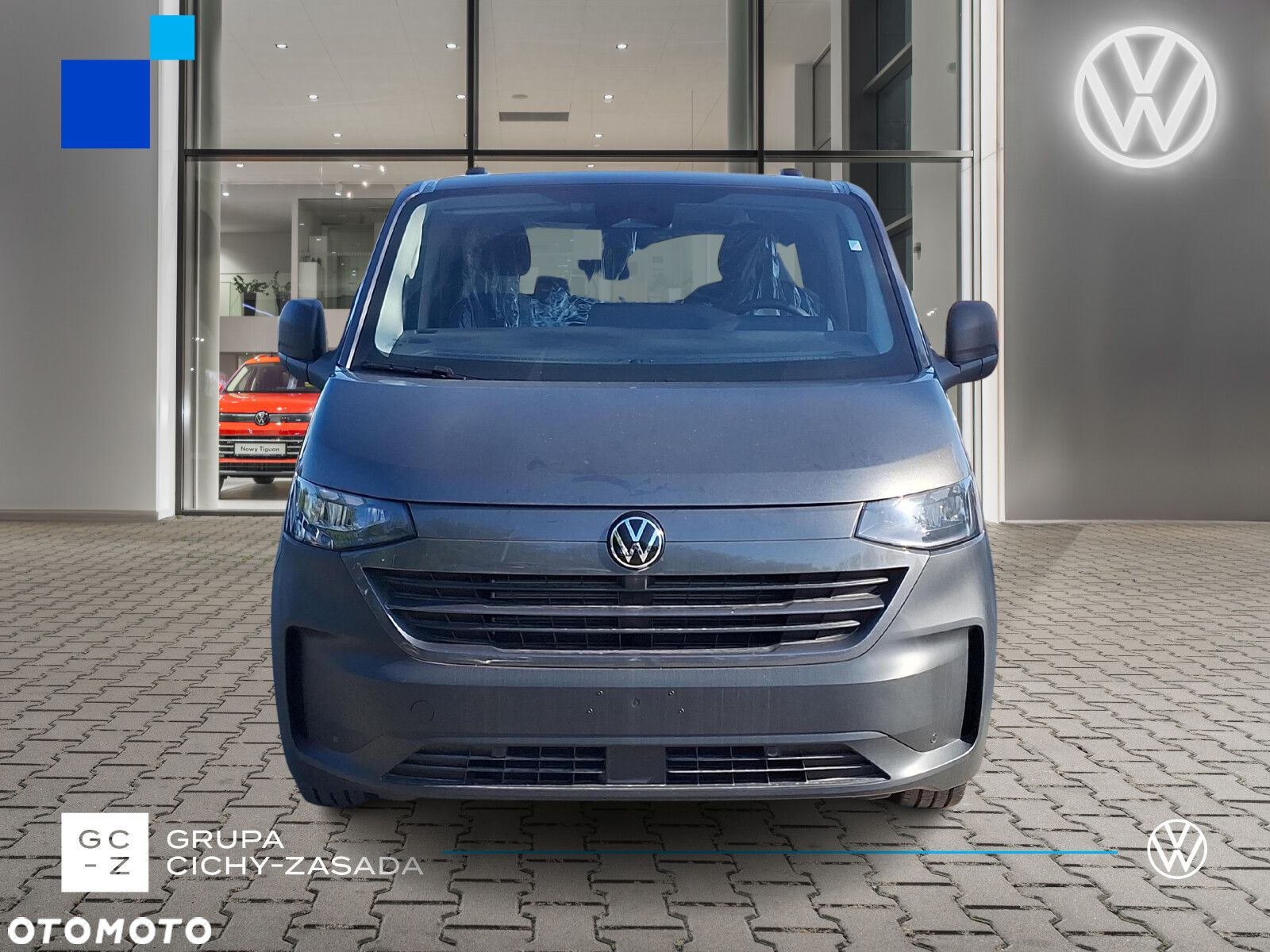 Volkswagen Caravelle - 8