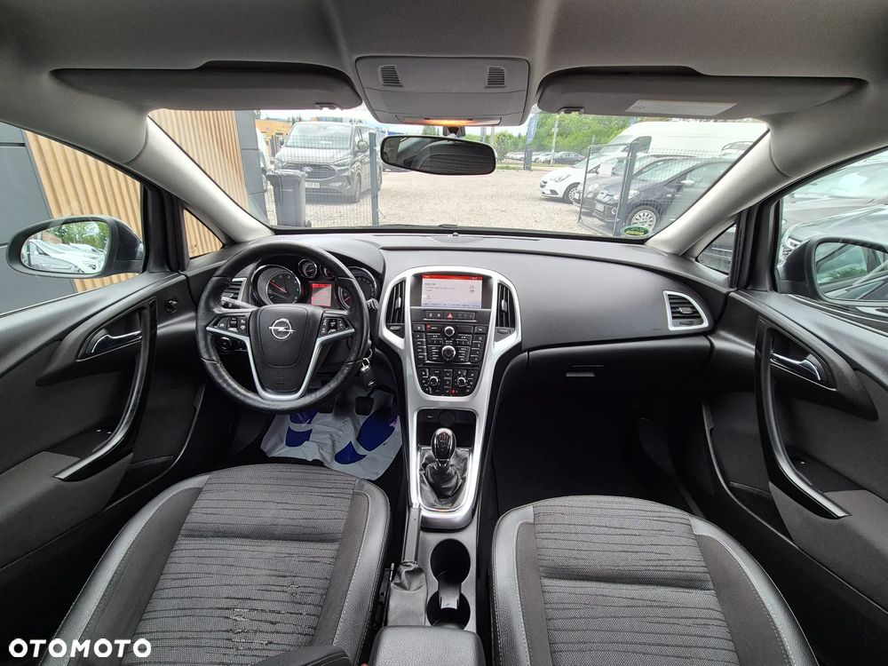 Opel Astra 1.6 CDTI Essentia - 29