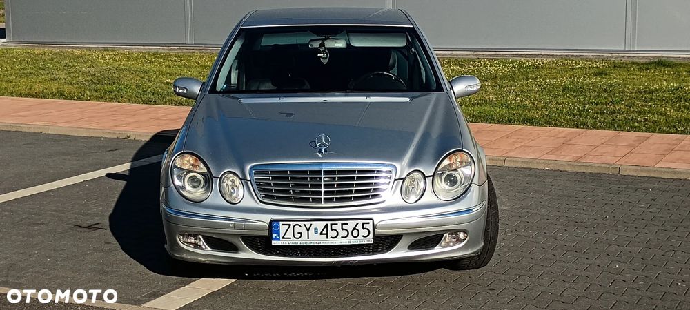 Mercedes-Benz Klasa E - 2