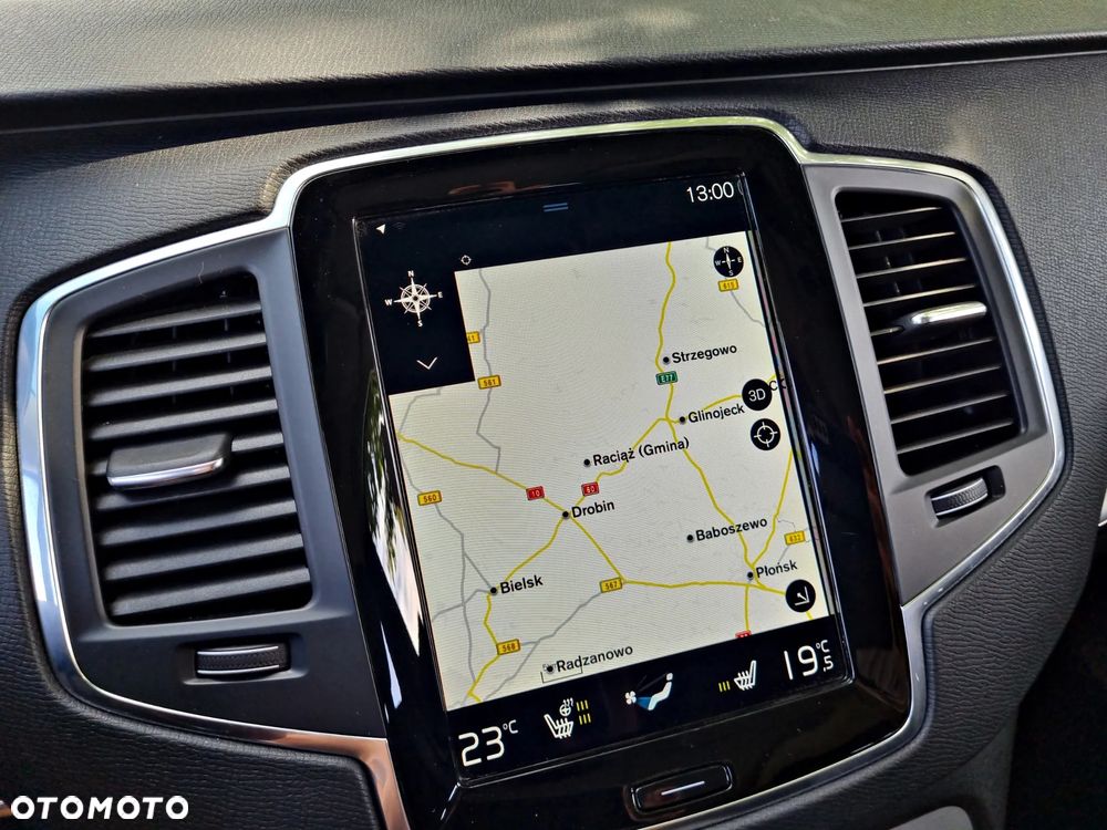 Volvo XC 90 B5 D AWD Geartronic Momentum Pro - 22