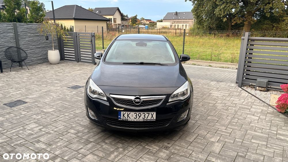Opel Astra - 2