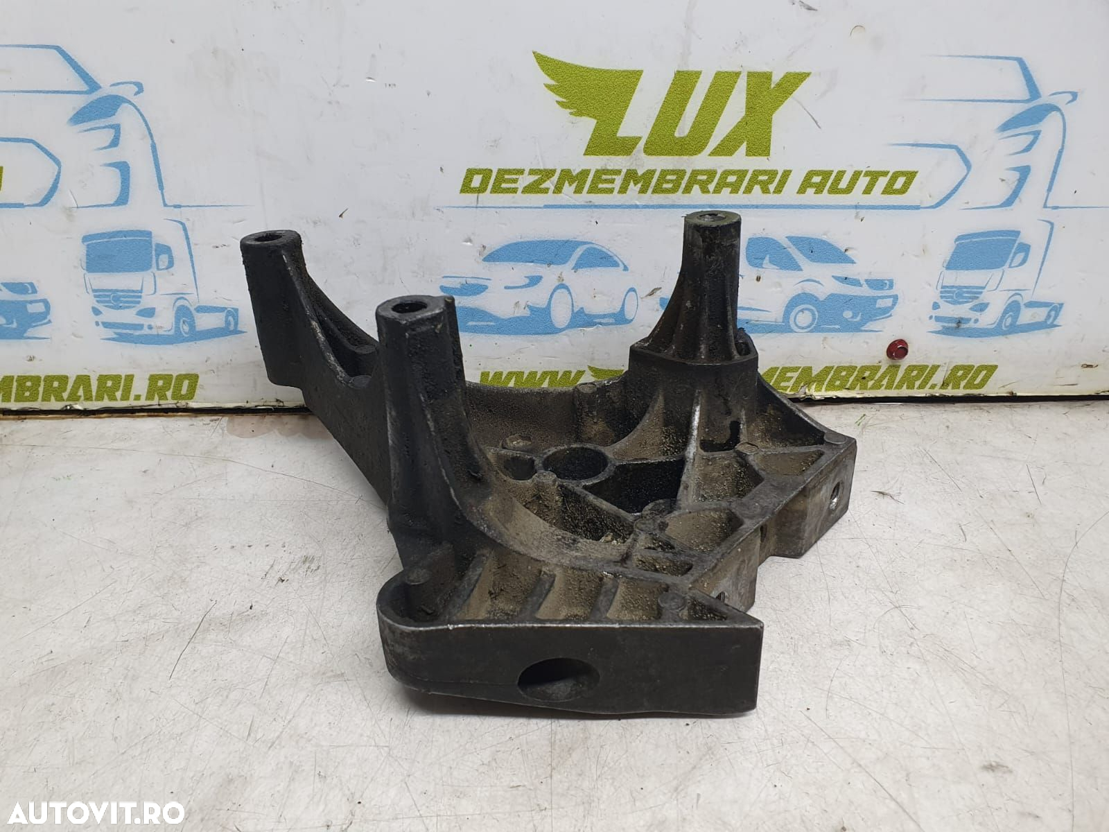 Suport motor 03g199207g 1.9 tdi BKC Volkswagen VW Passat B6 [2005 - 2 - 2