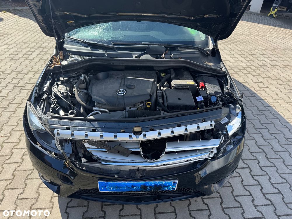 Mercedes-Benz Klasa B 200 CDI - 24