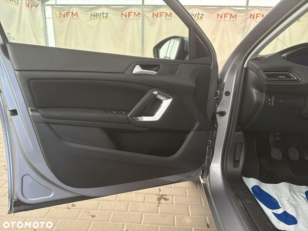 Peugeot 308 - 11