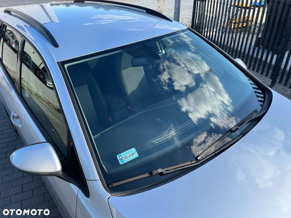Volkswagen Golf Variant 1.6 TDI BlueMot Trendline DSG - 19