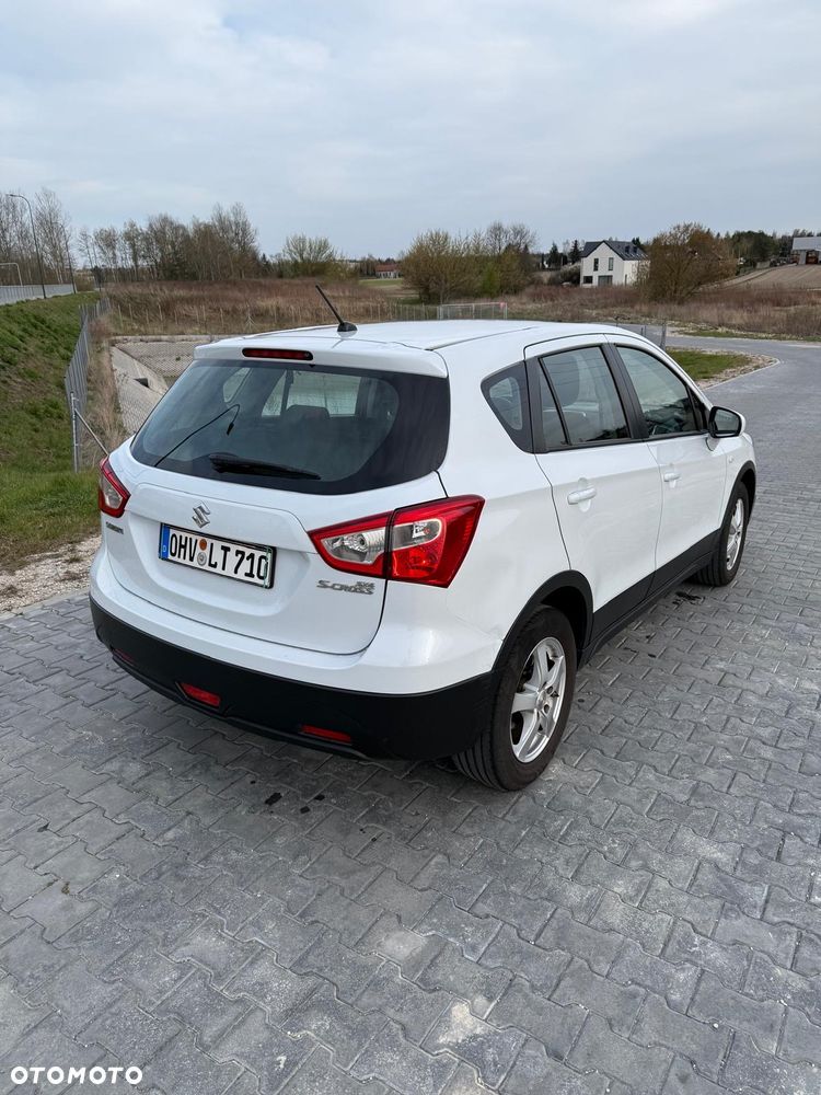 Suzuki SX4 1.5 Comfort - 10