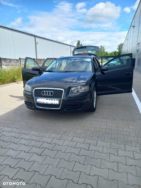 Audi A3 Sportback - 16