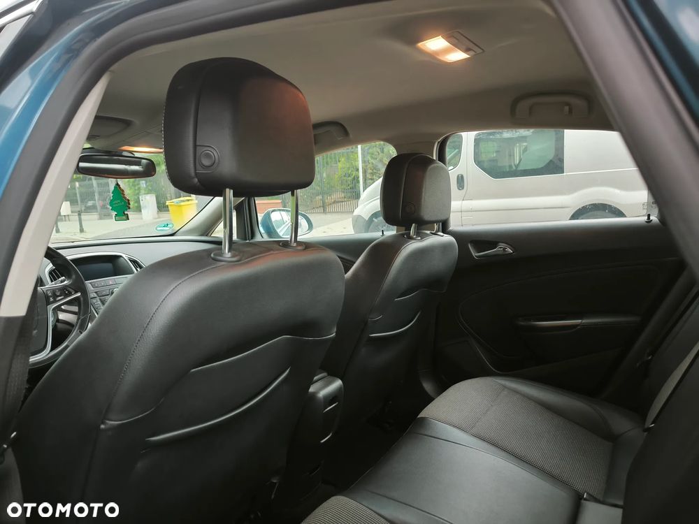 Opel Astra 1.4 Turbo - 23