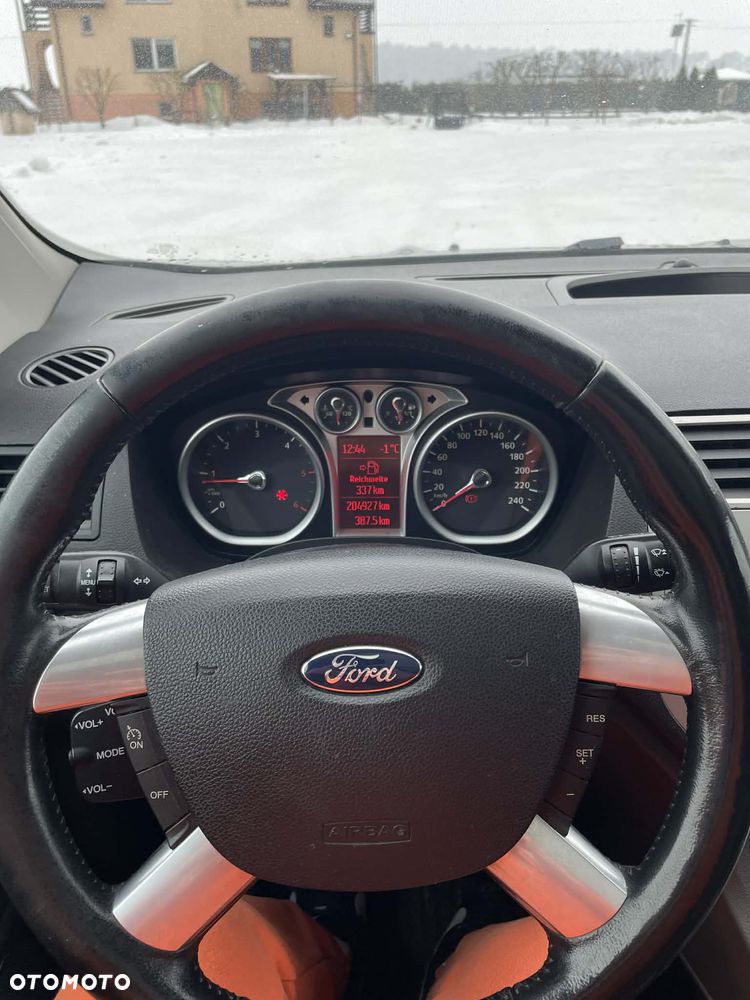 Ford Kuga 2.0 TDCi 4x4 Titanium - 5