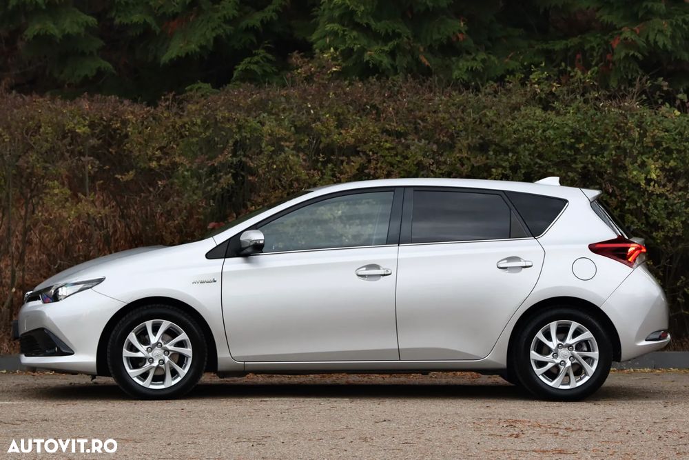 Toyota Auris 1.8 L VVT-i Hybrid Luna - 25