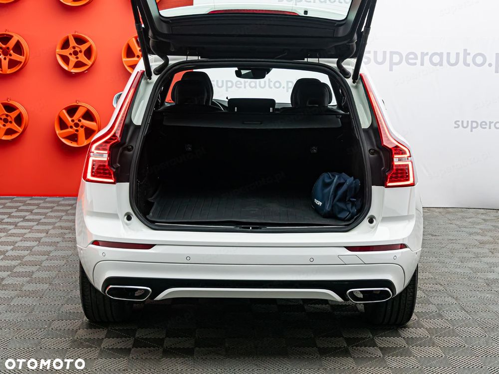 Volvo XC 60 D4 R-Design - 31