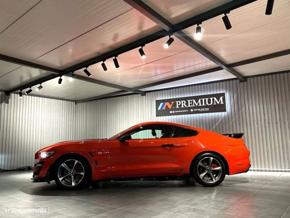 Ford Mustang - 3