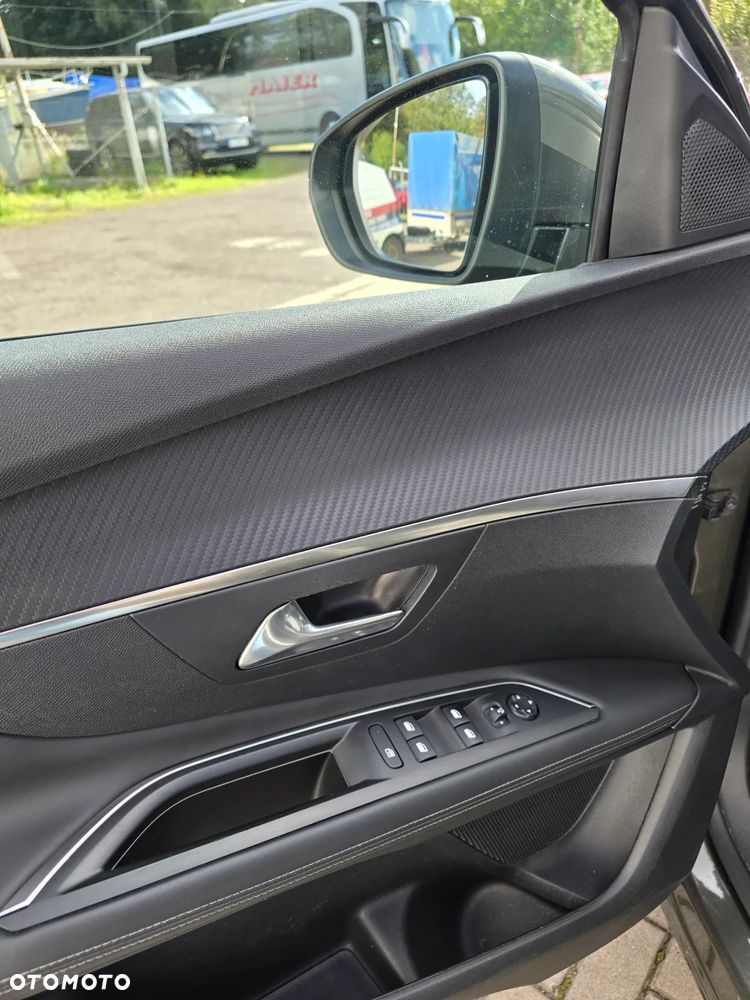 Peugeot 3008 1.2 PureTech Access S&S - 12