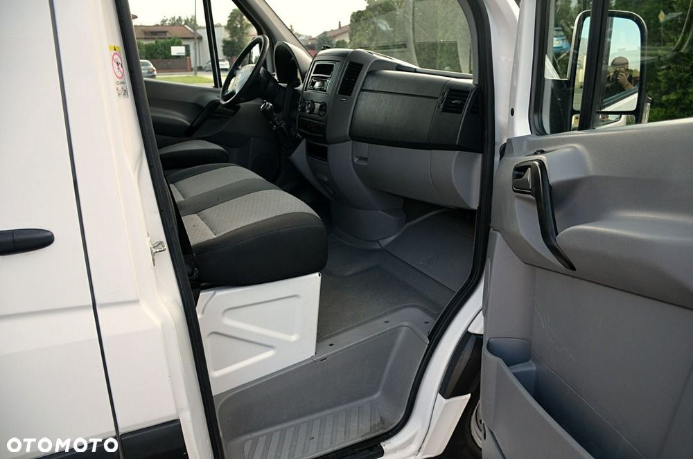 Volkswagen Crafter - 14