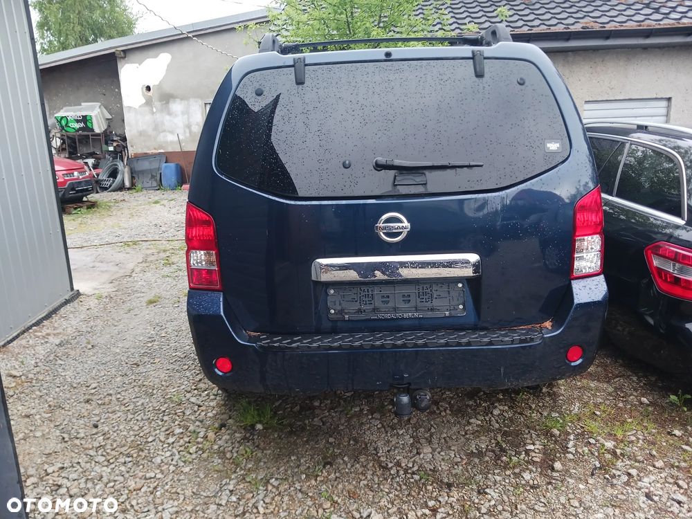 Nissan Pathfinder 2.5 DCi Elegance / LE - 11