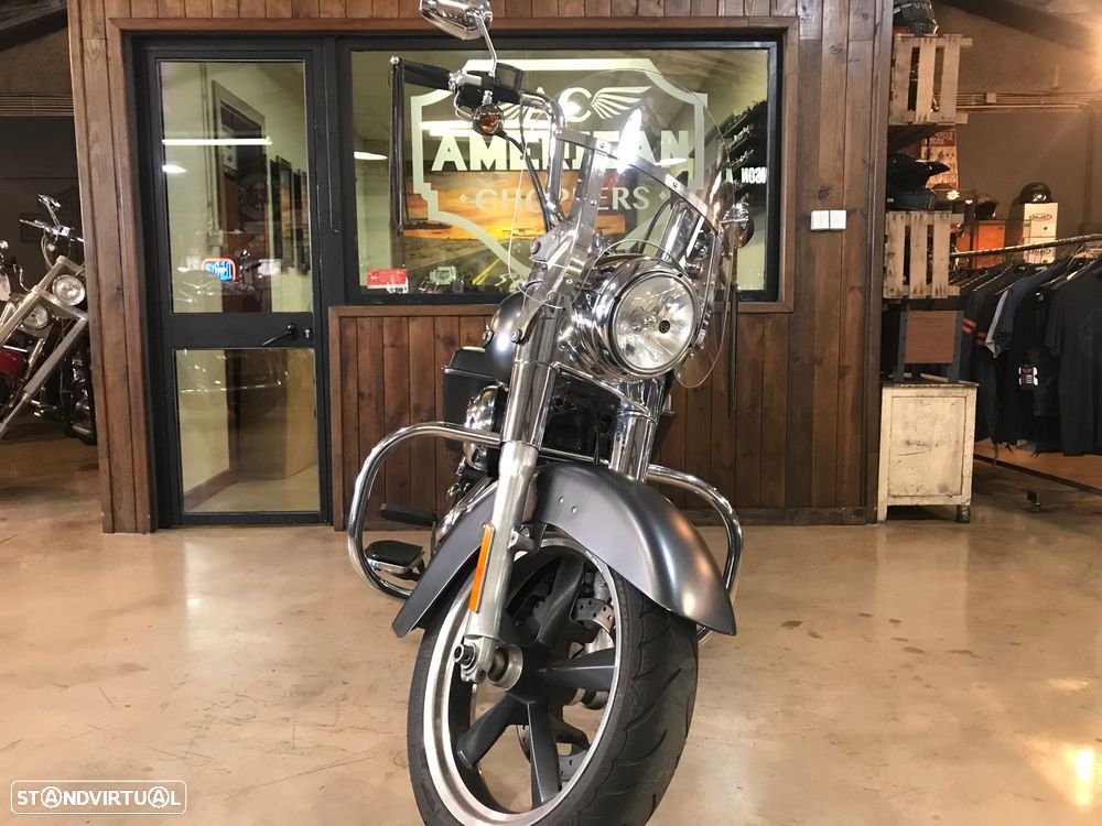 Harley-Davidson Dyna Switchback FLD 103 - 6