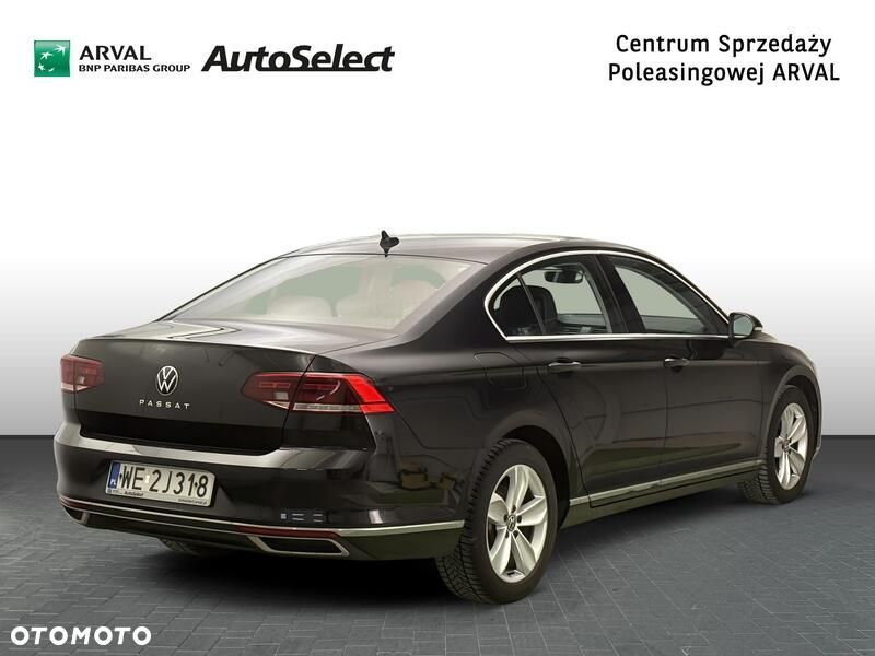 Volkswagen Passat - 6