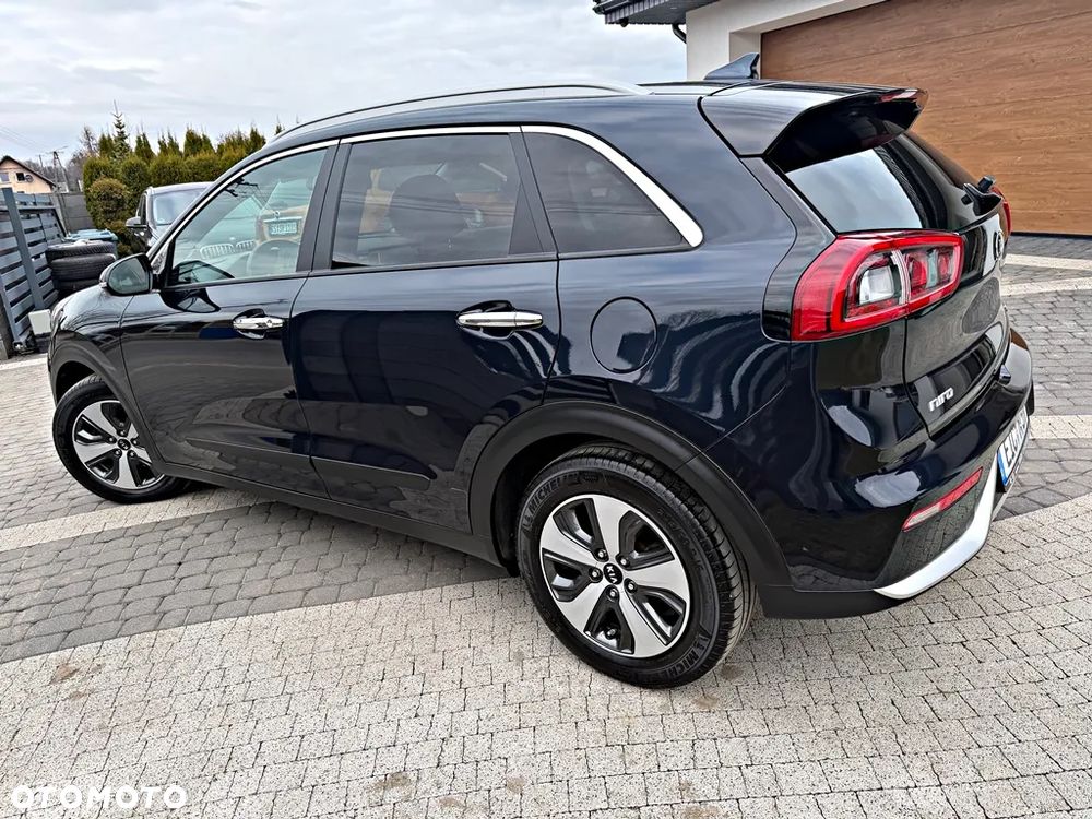 Kia Niro ver-1-6-gdi-plug--in-hybrid-l - 17
