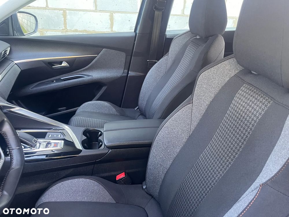 Peugeot 5008 1.2 PureTech Active S&S EAT8 - 14