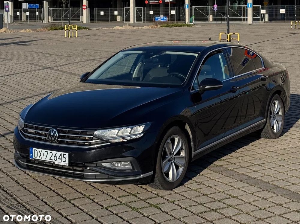 Volkswagen Passat 1.5 TSI EVO Elegance DSG - 1
