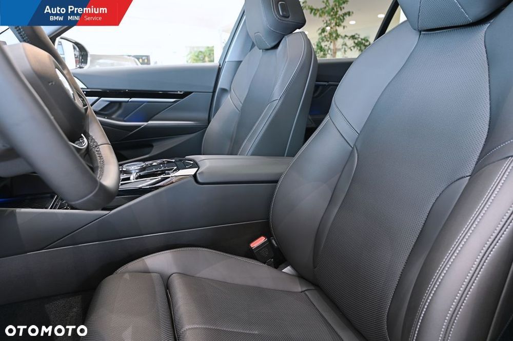 BMW Seria 5 - 12