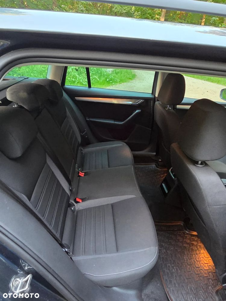 Skoda Octavia 1.6 TDI Ambition - 11