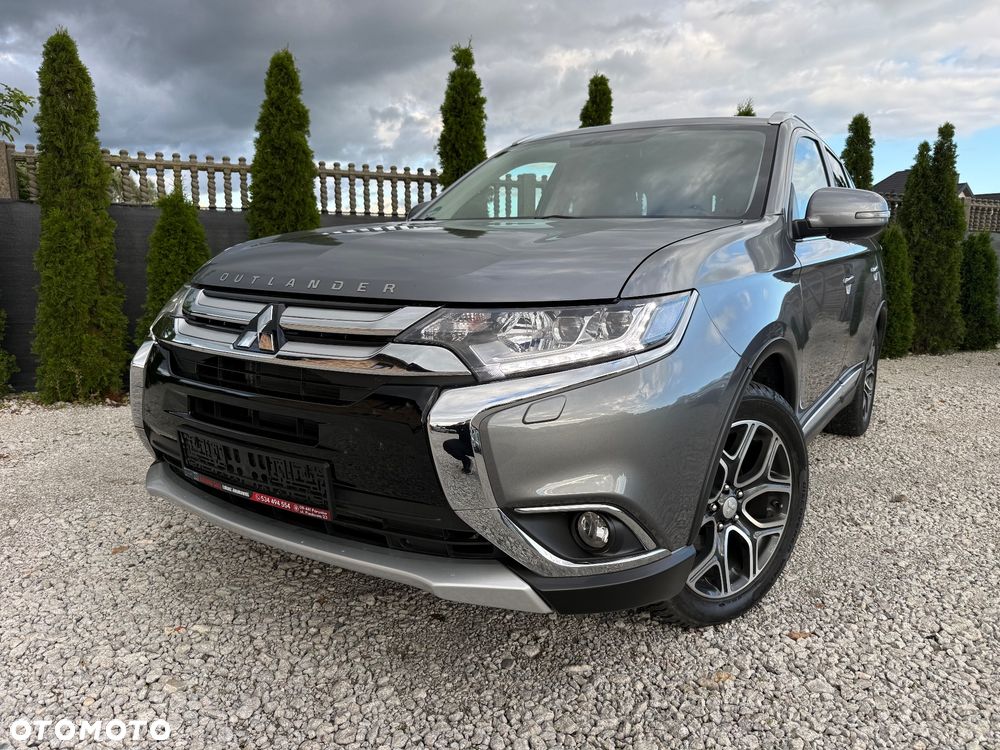 Mitsubishi Outlander - 3