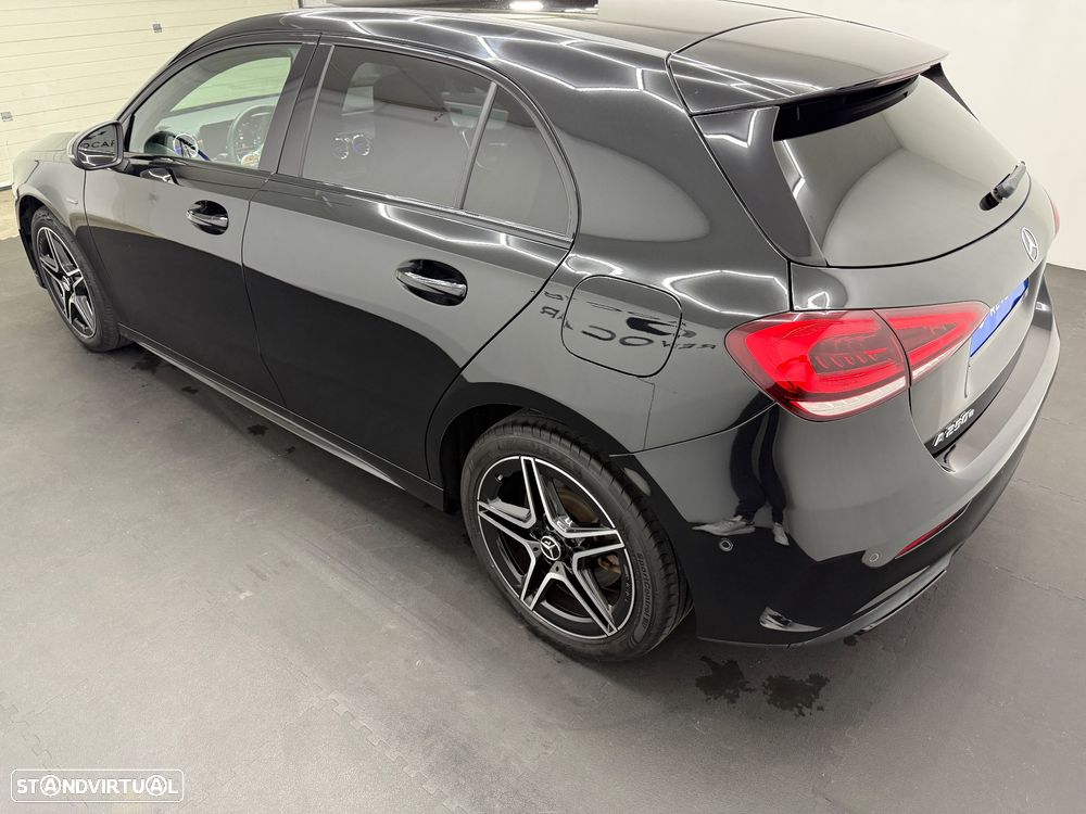 Mercedes-Benz A 250 e AMG Line - 7