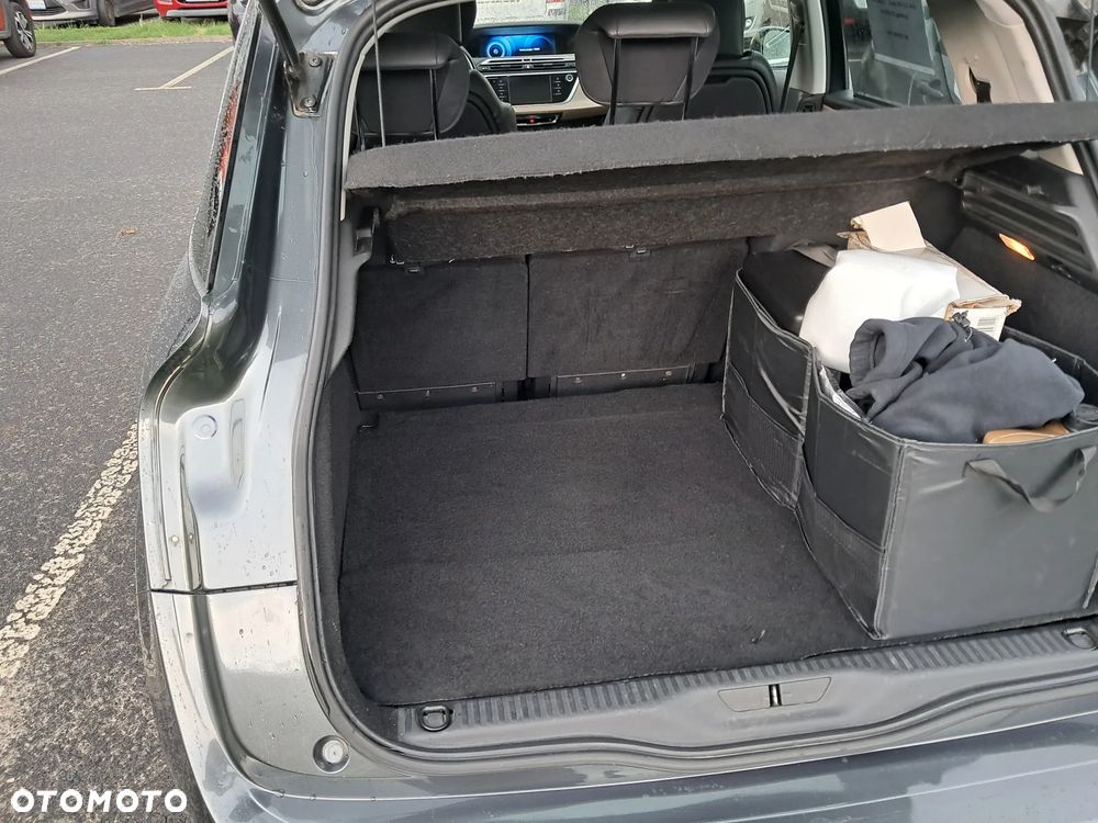 Citroën C4 Picasso 1.6 e-HDi Attraction - 12