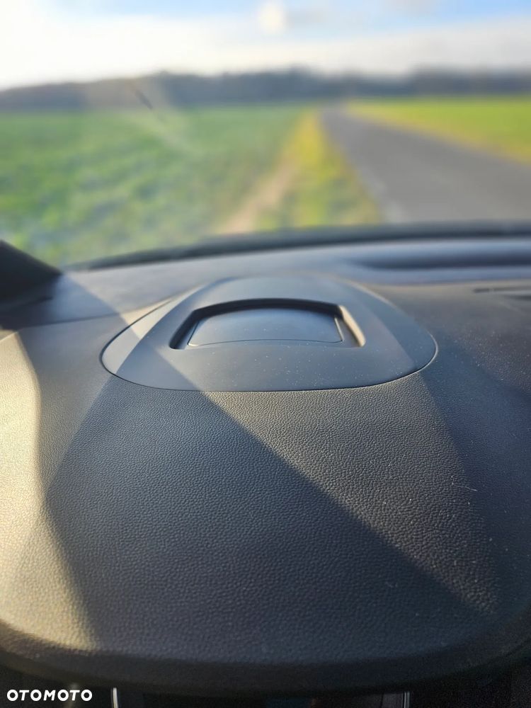 Renault Grand Scenic - 31