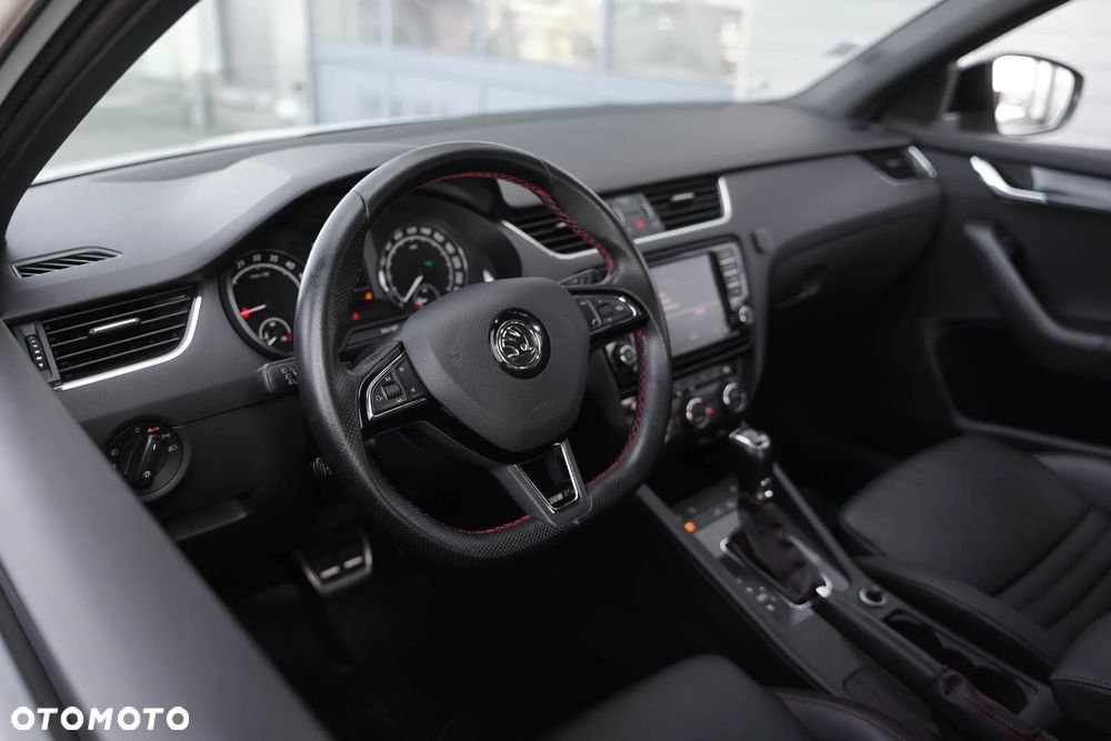 Skoda Octavia 2.0 TDI 4x4 RS DSG - 32