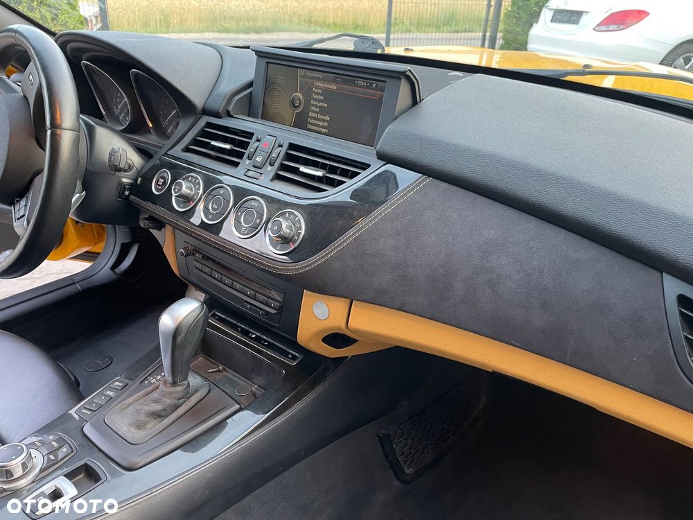 BMW Z4 sDrive23i - 12