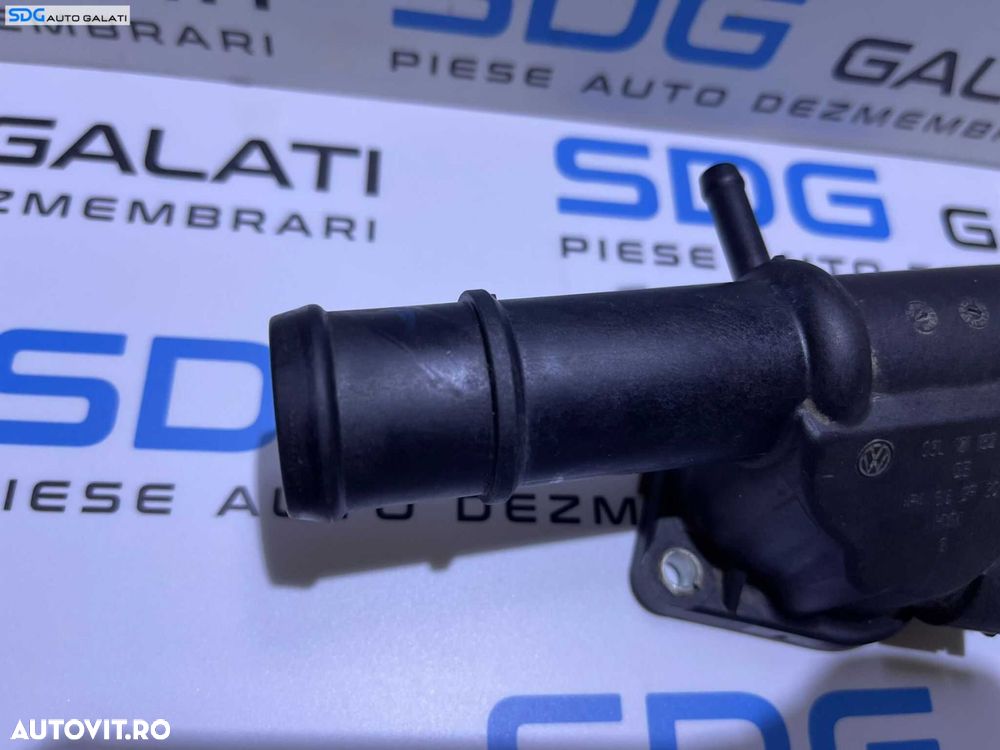 Distribuitor Corp Carcasa Termostat Senzor Temperatura Apa Skoda Superb 2 2.0 TDI CBBB 2008 - 2013 Cod 03L121132[S0346] - 2