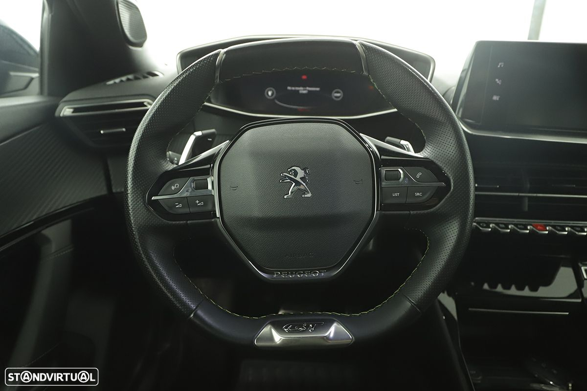 Peugeot 2008 1.2 PureTech GT EAT8 - 16