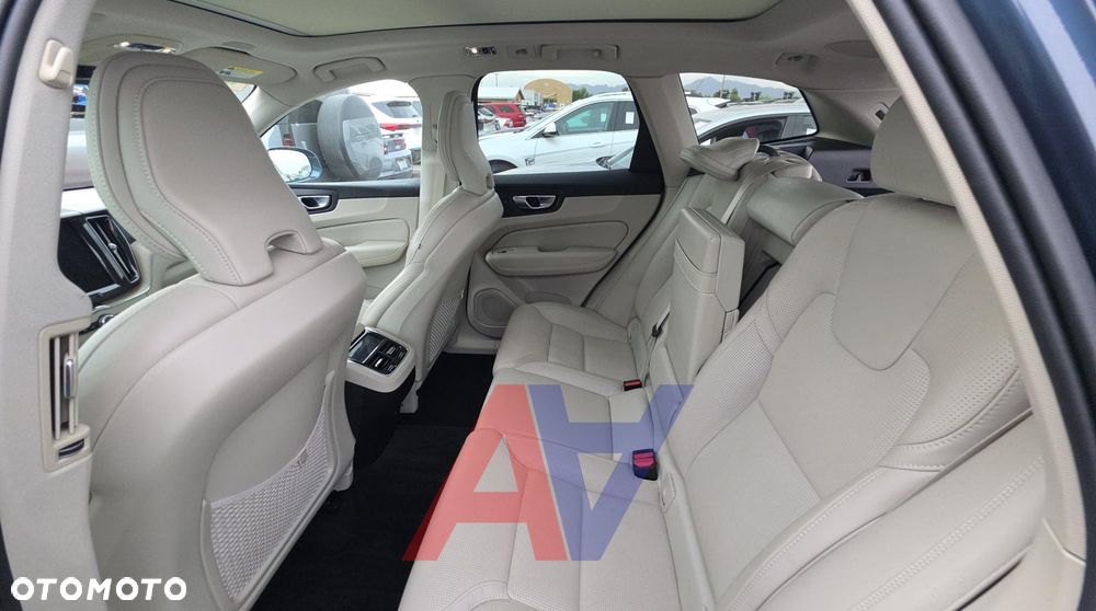Volvo XC 60 T5 AWD Inscription - 14