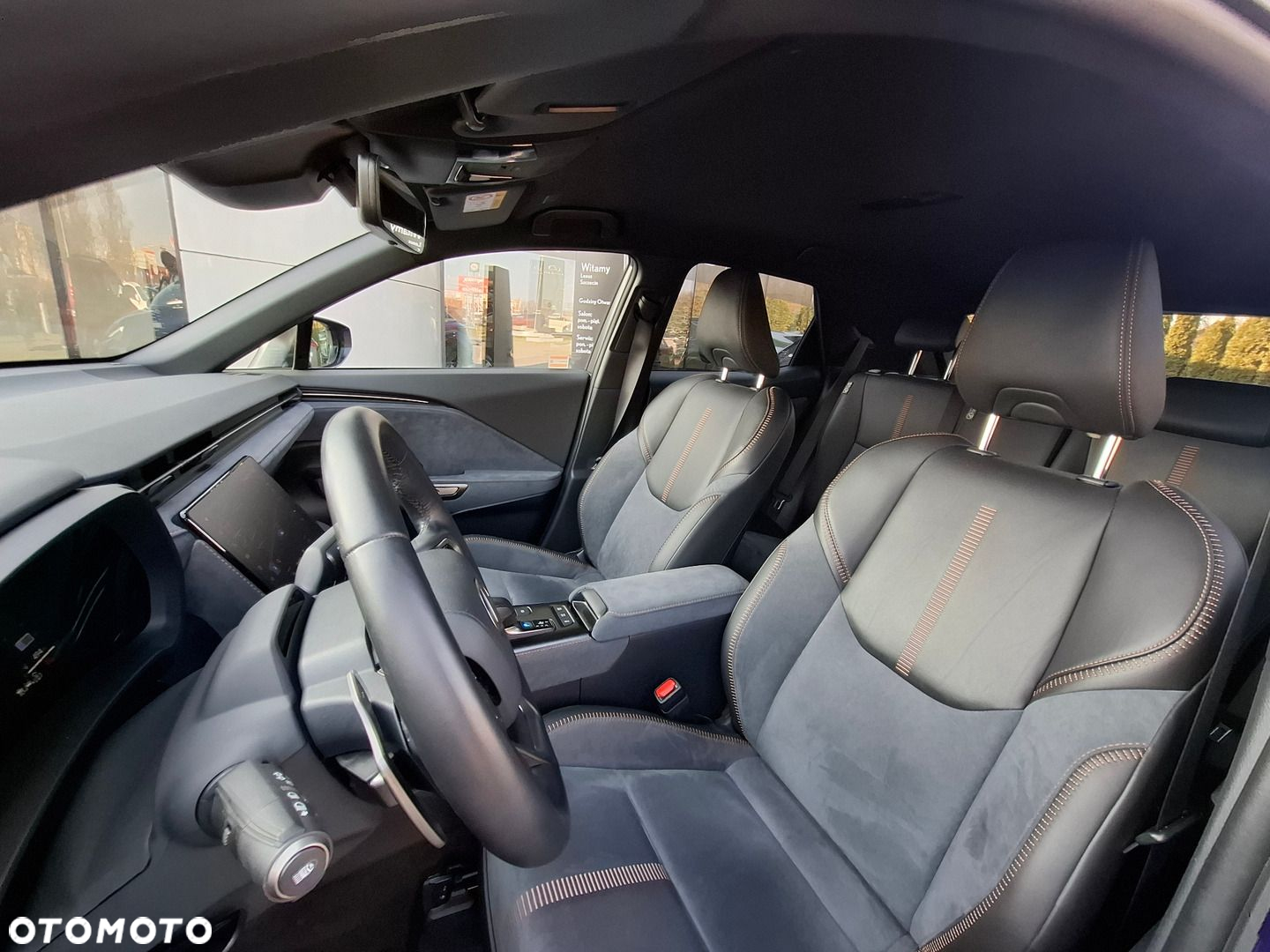 Lexus LBX 1.5 Hybrid Cool - 11