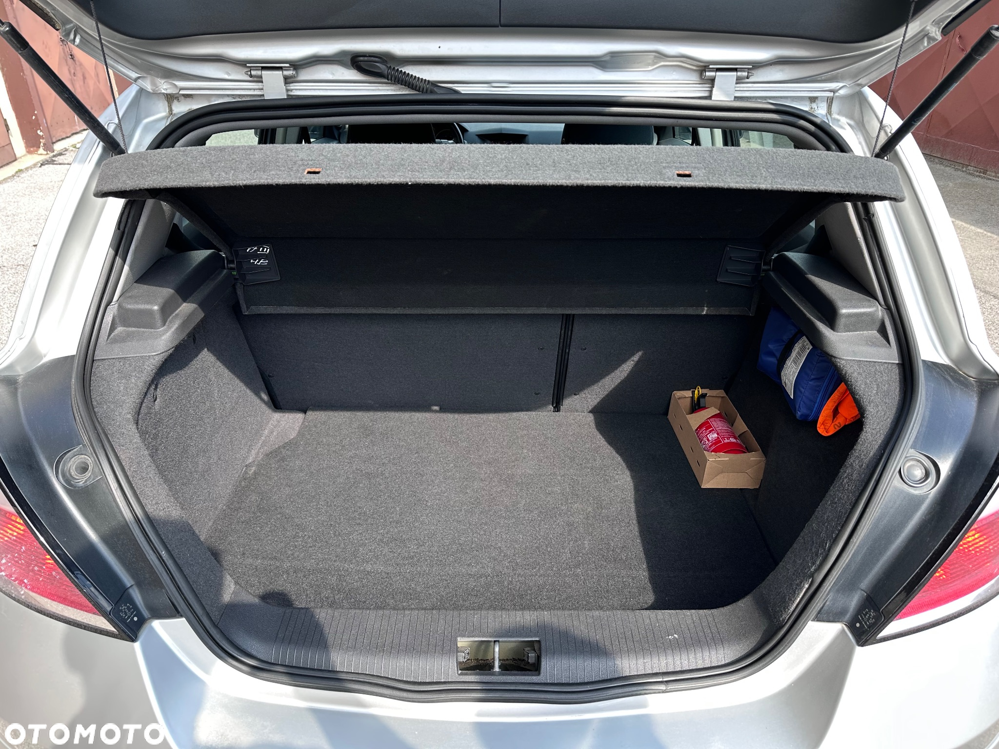 Opel Astra 1.8 Edition - 19