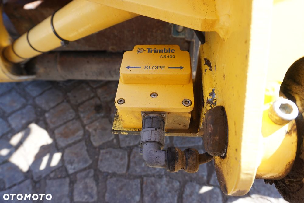 New Holland F 106.7A - 13